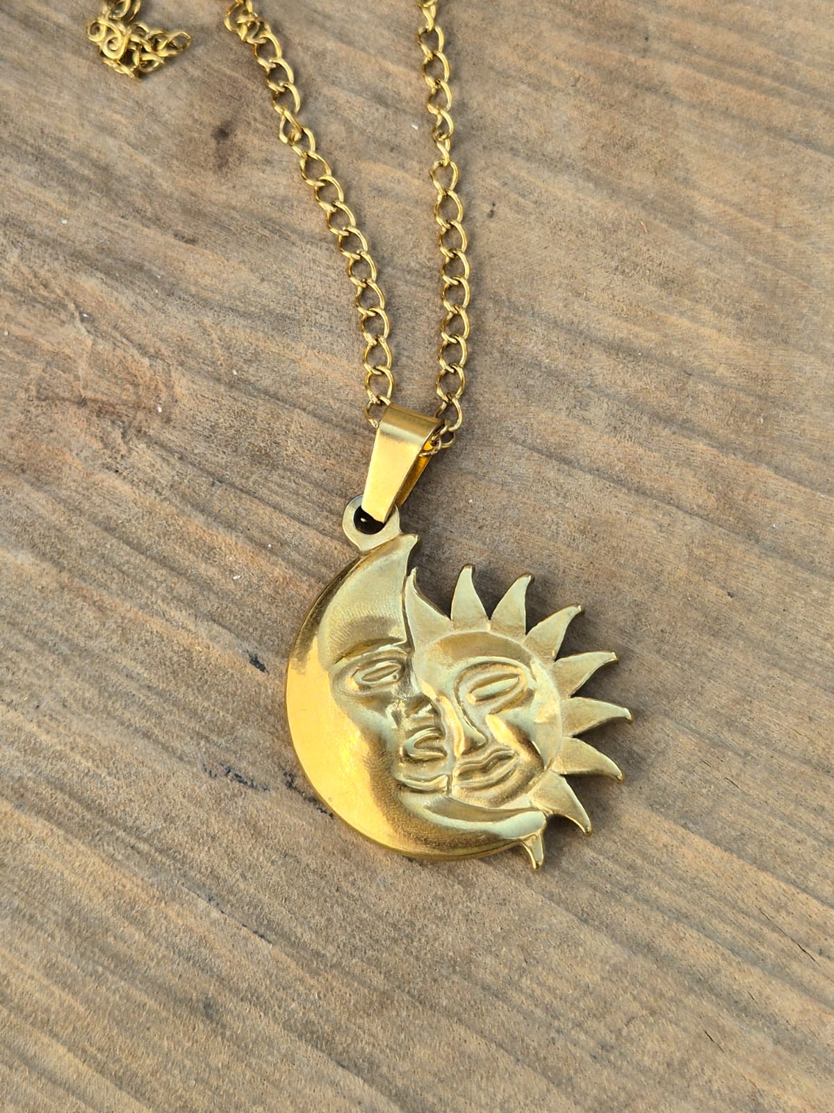 Collar amuleto eclipse acero inoxidable