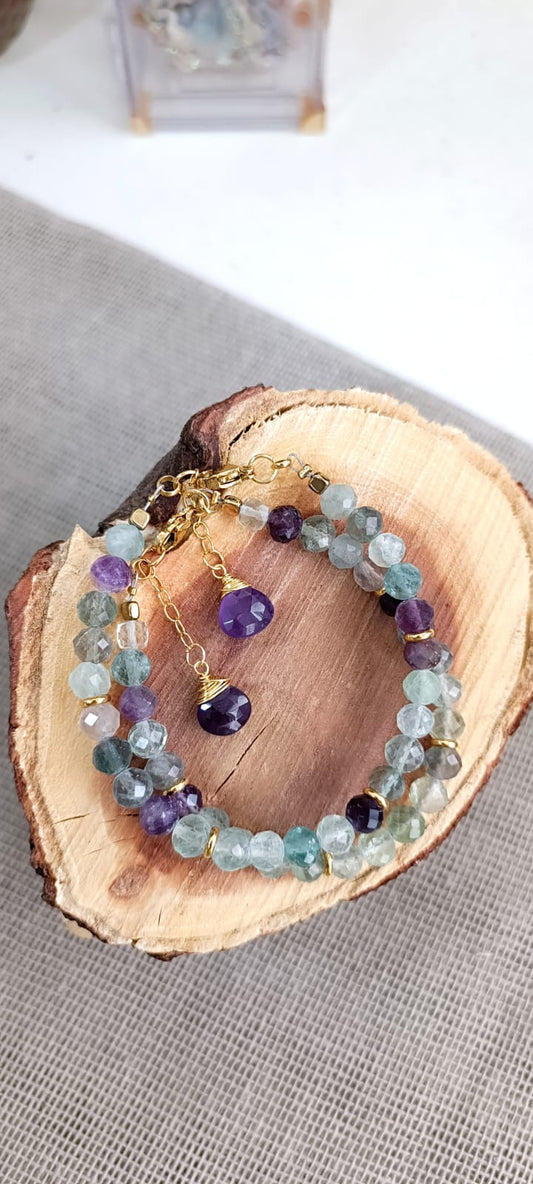 Pulsera ajustable fluorita arcoíris y amatista