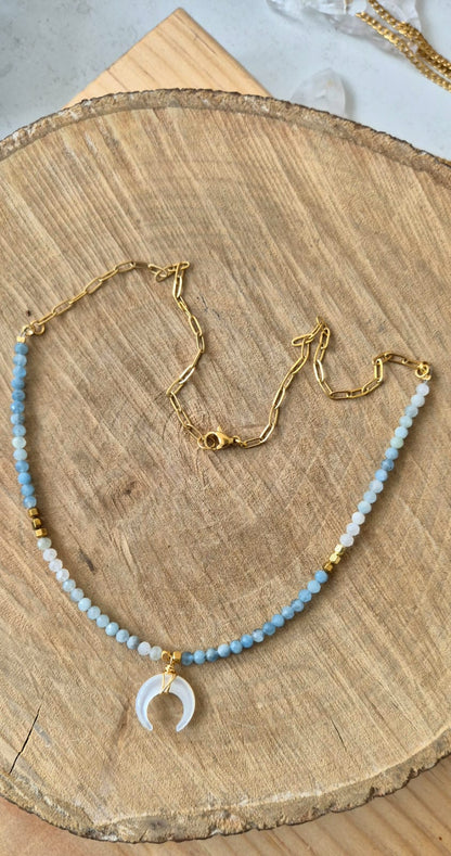 Collar aguamarina y luna madre perla