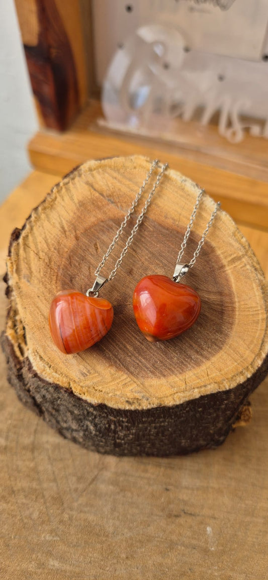 Collar corazón cornalina