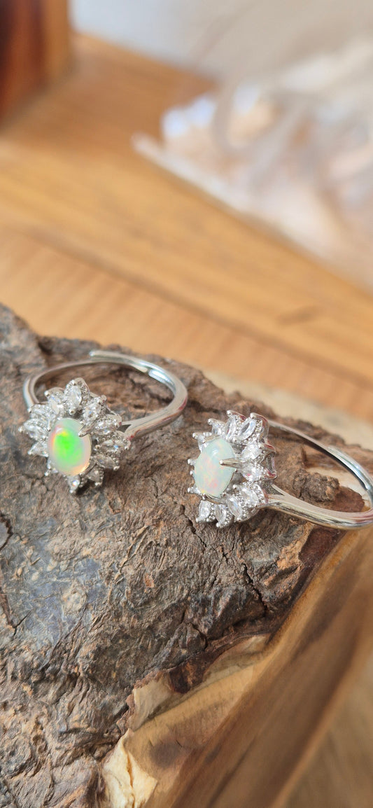 Anillo ajustable ópalo etíope y circonia