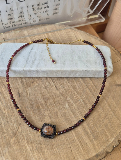 Choker super 7 y granate