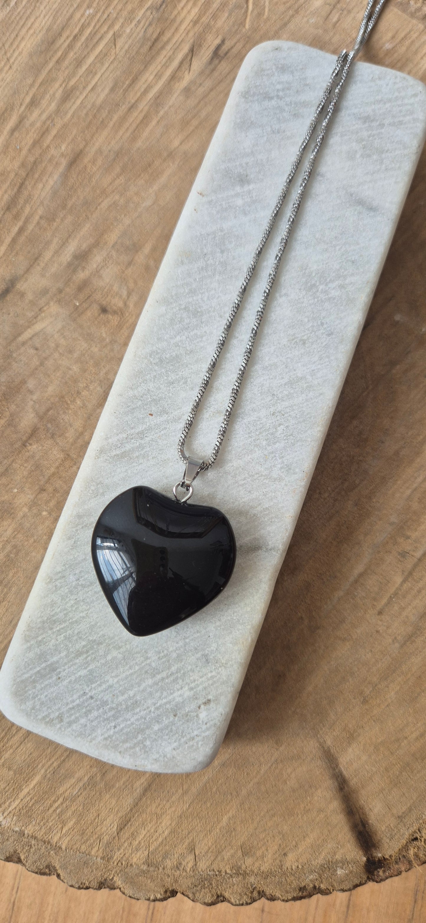 Collar corazón obsidiana
