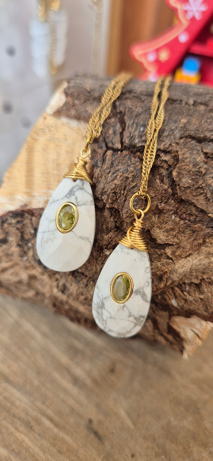 Collar howlita con peridoto