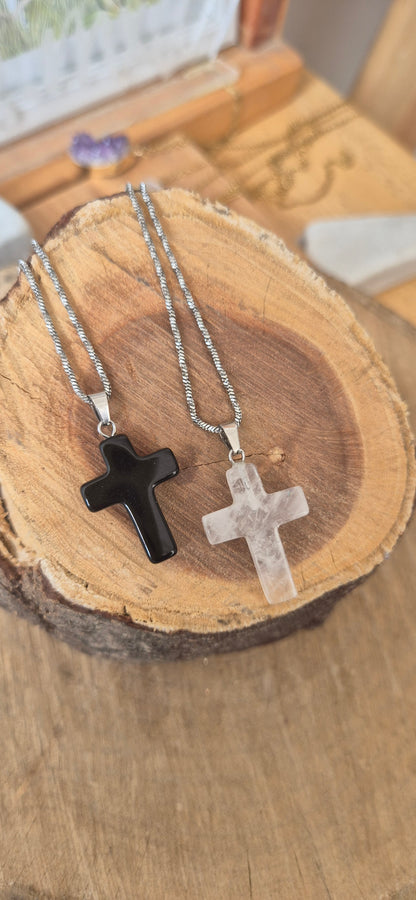 Collar cruz cuarzo
